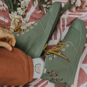 Size 10 1/2 Sage green "Bangs" high tops